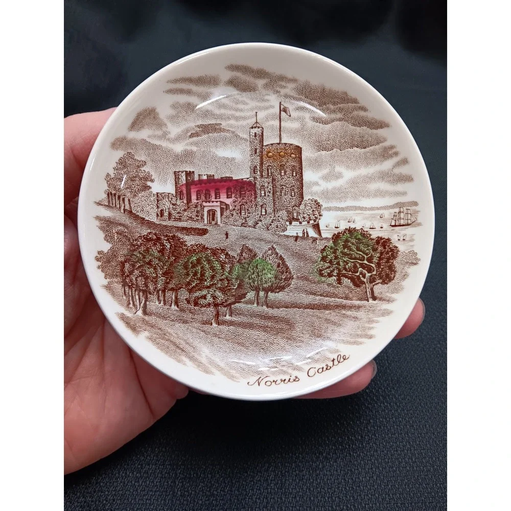 Johnson Bros Norris Castle Collector Plate England Brown Scenic Landscape - Picture 1 of 6